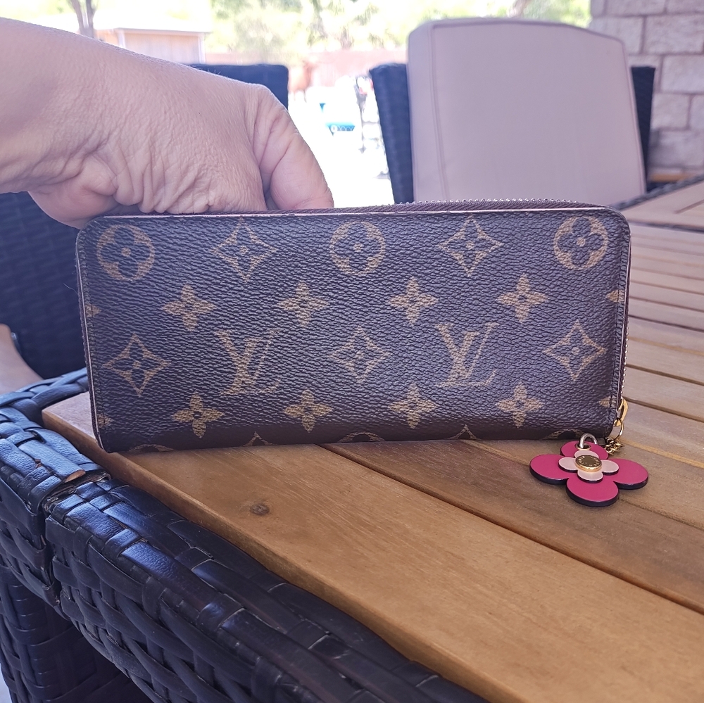 Louis Vuitton Clemence Wallet Limited Edition Blooming Flowers Monogram - Picture 4 of 10